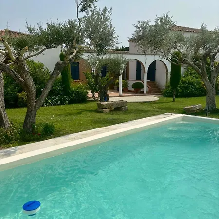 El Patio Villa