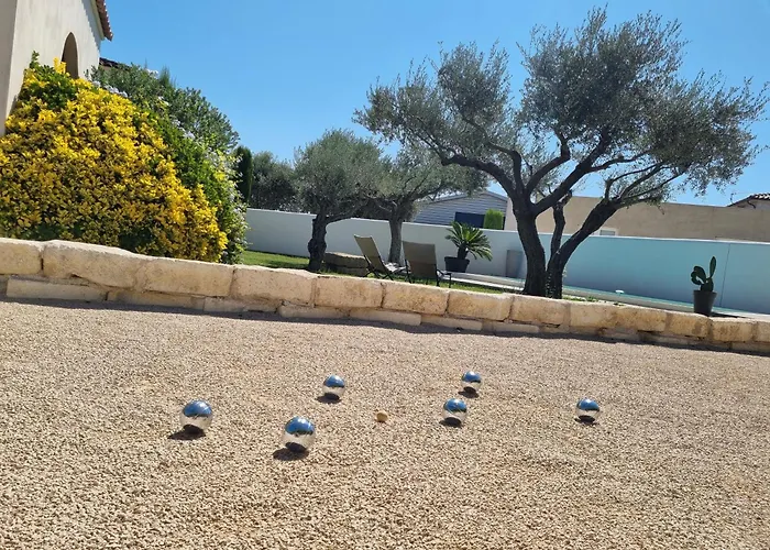Вилла El Patio Saint-Nazaire-de-Pezan